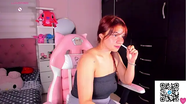 Vannessa__Shy webcam