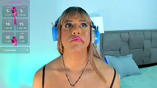 queen-alexa - Queen-alexa's free webcam - UK Sex Cams