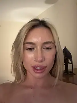 SexySaraxxoo's live cam