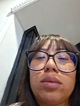 Kata_Bigboobs webcam