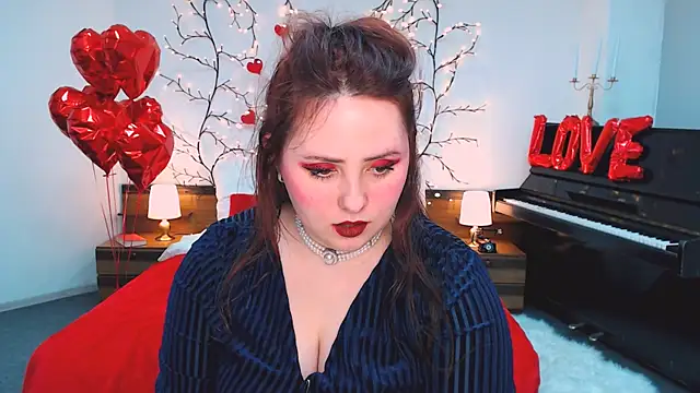 Hennessy_bunny webcam