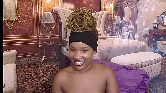 EroticSexyPrada webcam