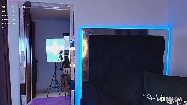 madisonwalkeeer webcam