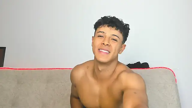 _alex_colton - _Alex_Colton's free webcam - UK Sex Cams