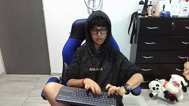 thomascooper7 webcam