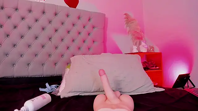 Morgan_Wright webcam