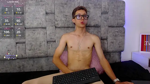 skinny_bigcock02 webcam