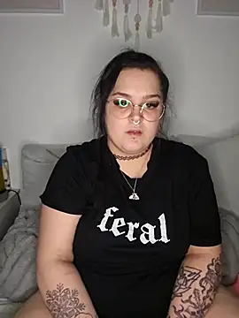 saucy-serenity - Saucy-Serenity's free webcam