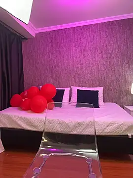 KarinaFlowers_ webcam