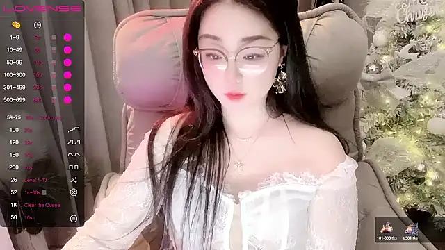 Monica-666888- webcam