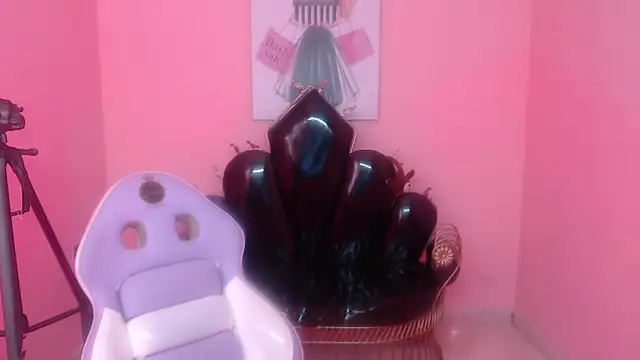 Choloeadams_xxx webcam