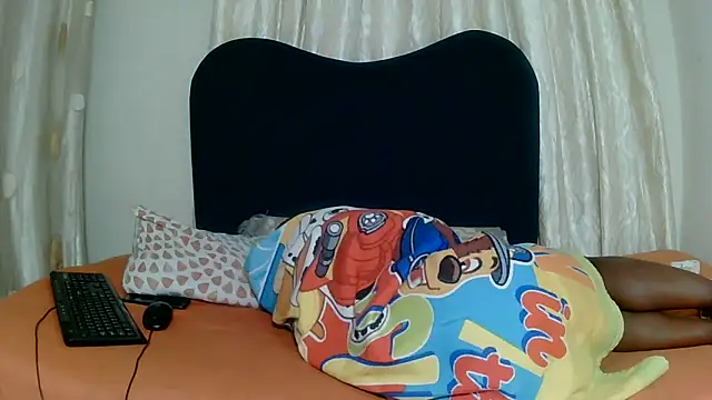 Exotic_FreakyQueen webcam