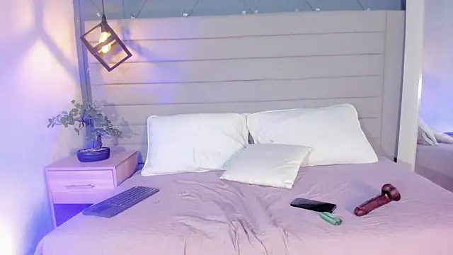 Cataleya_marinn webcam