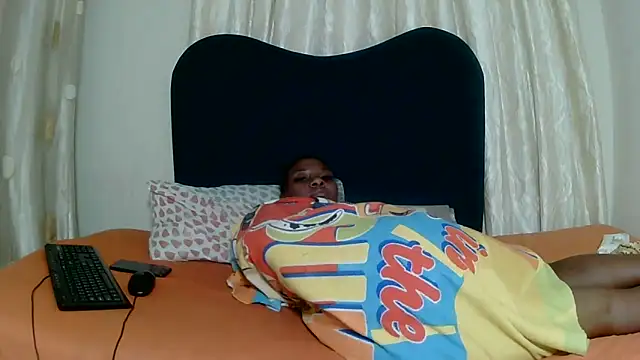 Exotic_FreakyQueen webcam