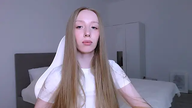 Luna_insniity webcam