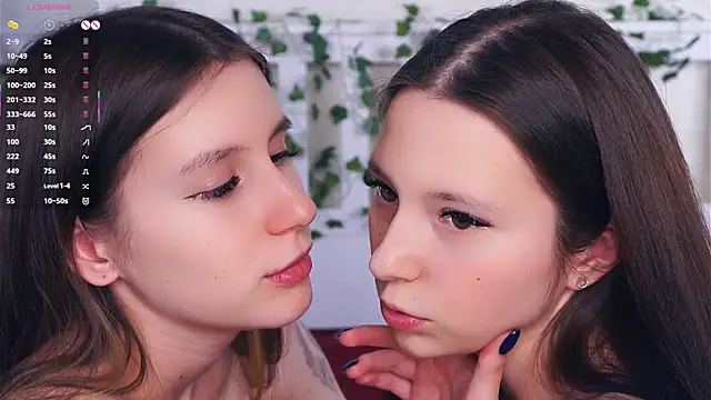 GabrielleLynchar... Live Webcam on Stripchat