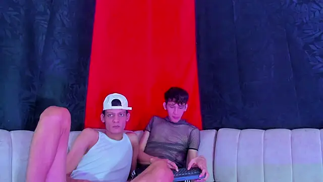 Pleasure_boys_hot webcam