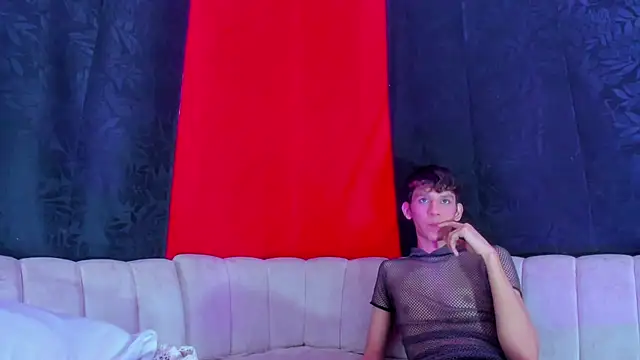 Pleasure_boys_hot webcam