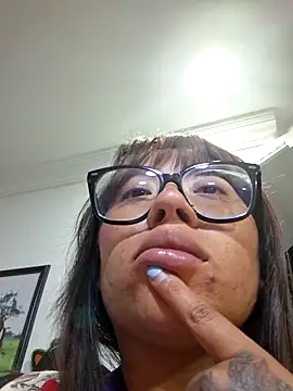 Kata_Bigboobs webcam