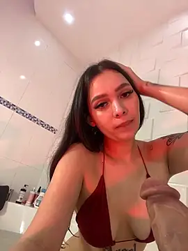 Ivonne_Millerr webcam