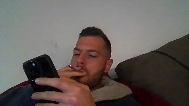 cheekycherryx - Cheekycherryx's free webcam - UK Sex Cams