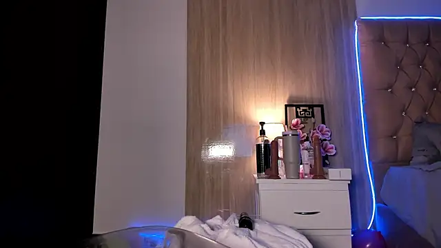 maddyluxe (F teen) - Cumshow