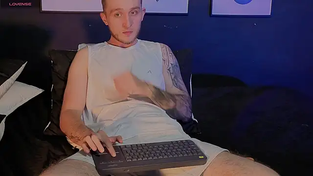 Dylanwhite23_ webcam
