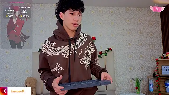 kaelwolf_tay webcam