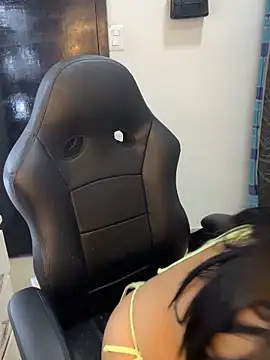 Latin_bigbutt webcam