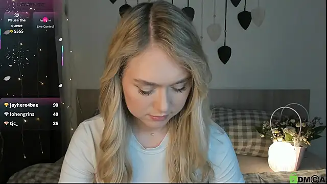 TheVanessaMaes webcam