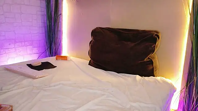 Addaline-girly webcam