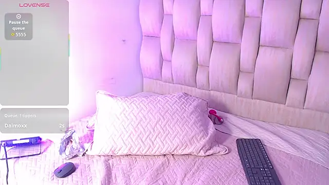 esmeralda-bk - Esmeralda-bk's free webcam - UK Sex Cams