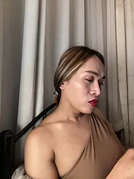 RomanticPearlTS webcam