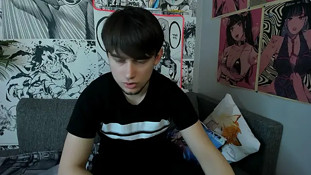 alejandroellias - AlejandroEllias's free webcam - UK Sex Cams