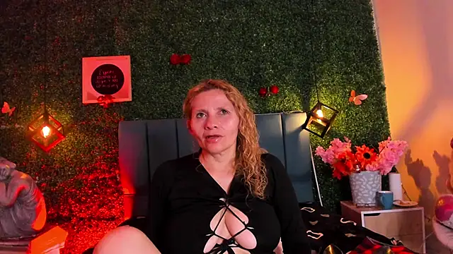 Evangelyne_rose webcam