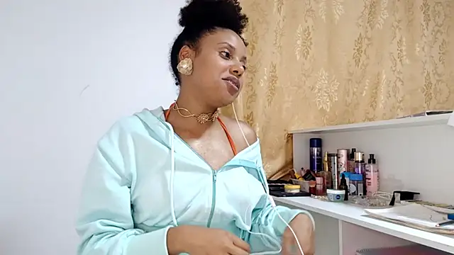 EsterSantopietro webcam