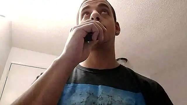 momo0208 - Momo0208's free webcam - UK Sex Cams