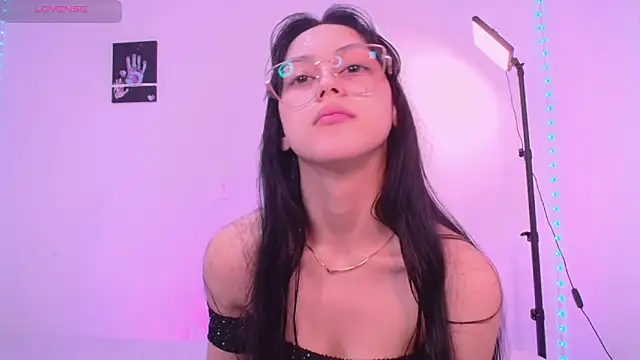 CharlottegrayX webcam