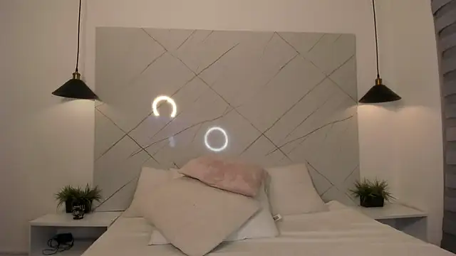 ANTONELLA__ROUSE_ webcam