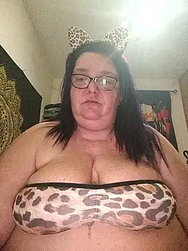 diosacurvy1984 webcam