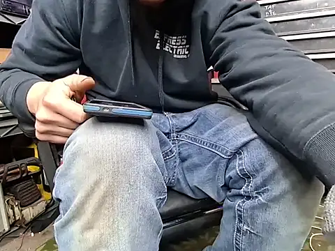 twistafatpipe webcam