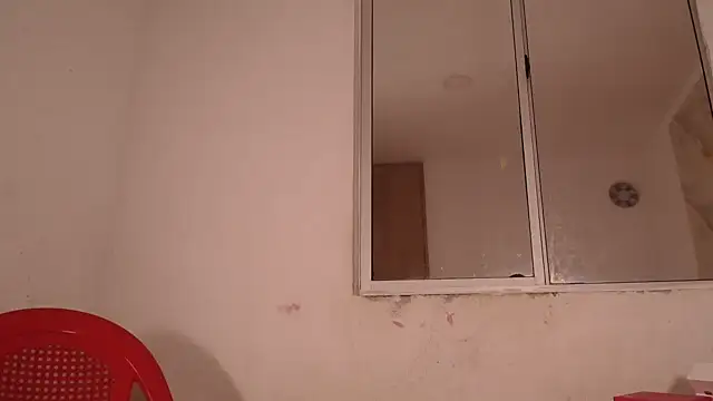 mia_chanel104 webcam