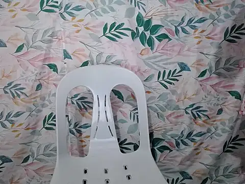 WildHornyPussy4u webcam