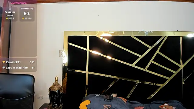 AgathaSanderhs_ webcam