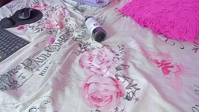 scarlett_kiss_ webcam