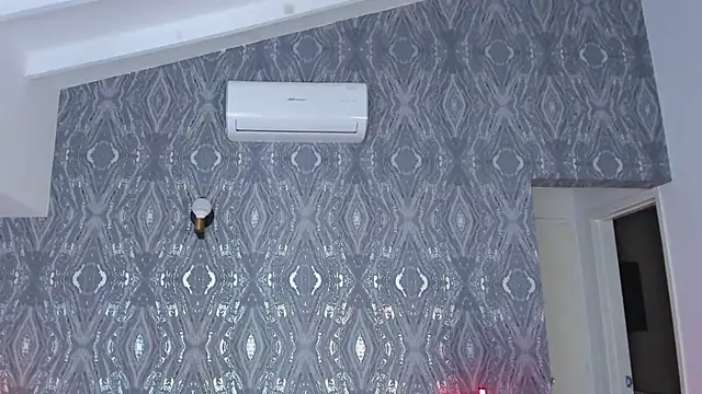 martinarizzi - MartinaRizzi's free webcam - UK Sex Cams