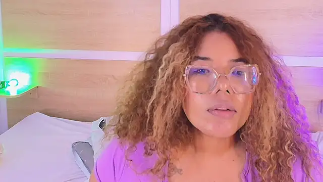 _nickypurple_ webcam