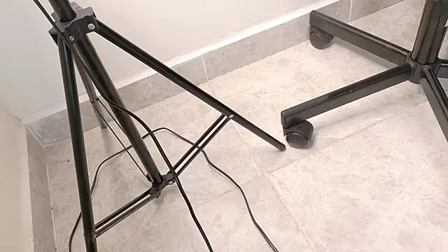 AndrewKenoxx_ webcam