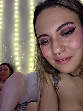 FatalAllure_Trio webcam