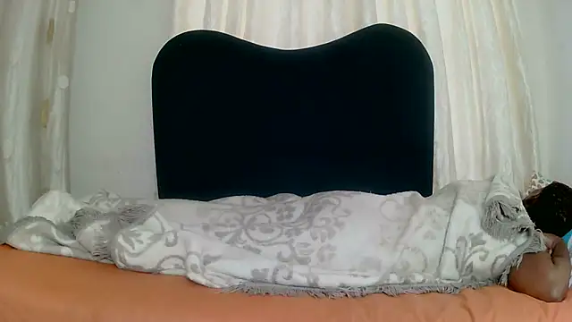 Exotic_FreakyQueen webcam